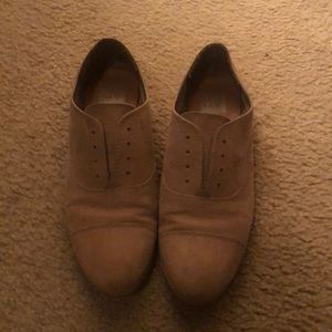 DV tan loafers